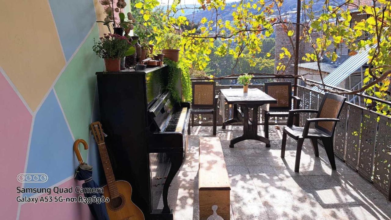 Apartment With A Nice Terrace In Old City Center Tbilisi ภายนอก รูปภาพ