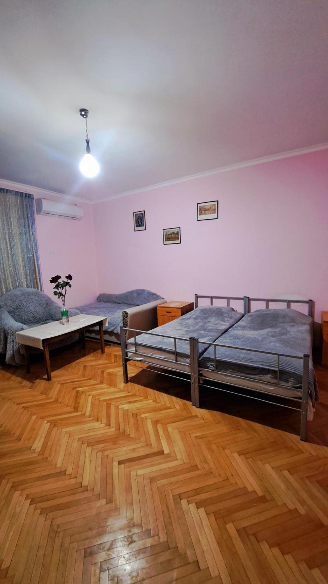Apartment With A Nice Terrace In Old City Center Tbilisi ภายนอก รูปภาพ